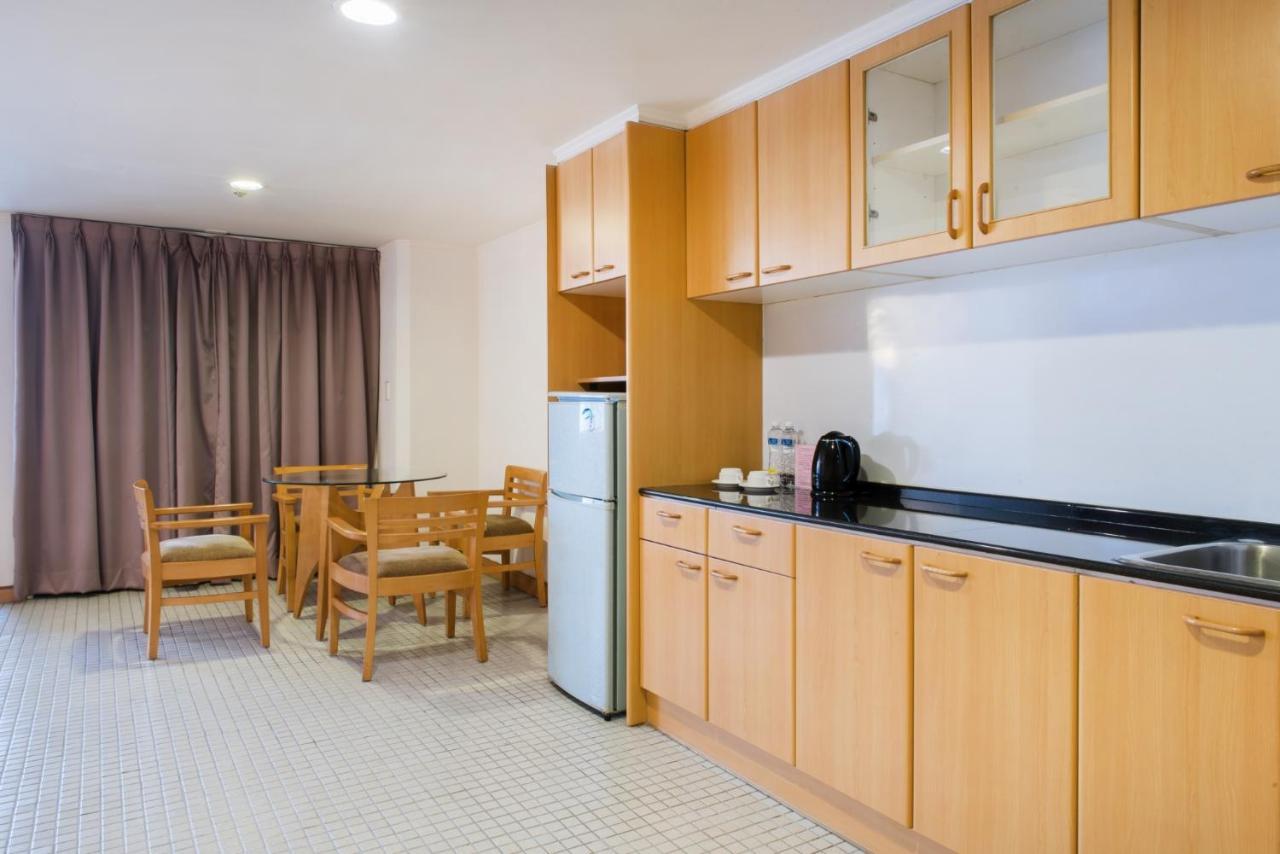 Hometel Hotel 高雄市 エクステリア 写真