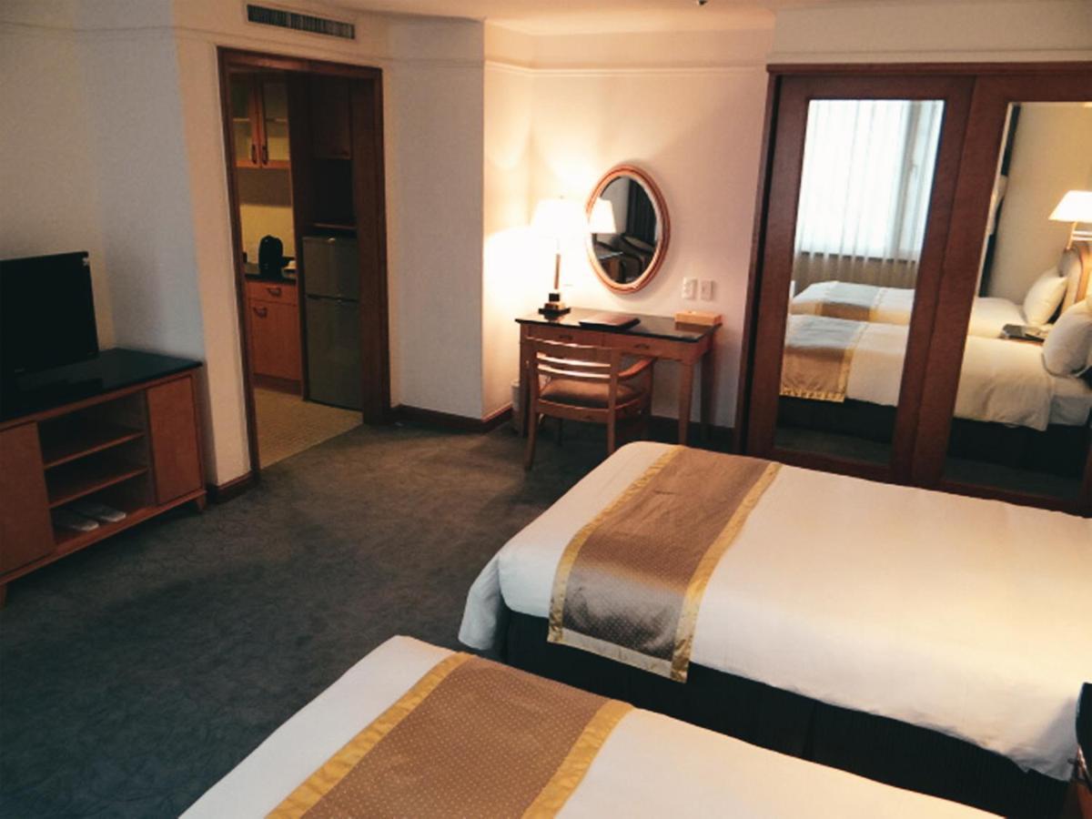 Hometel Hotel 高雄市 エクステリア 写真